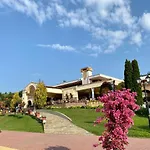 منتجع Duni Belleville 4*